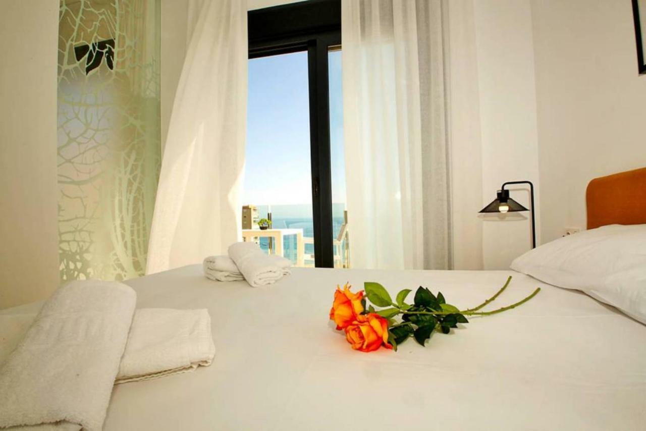 Sea Coast Apartment Arenales del Sol Exterior photo